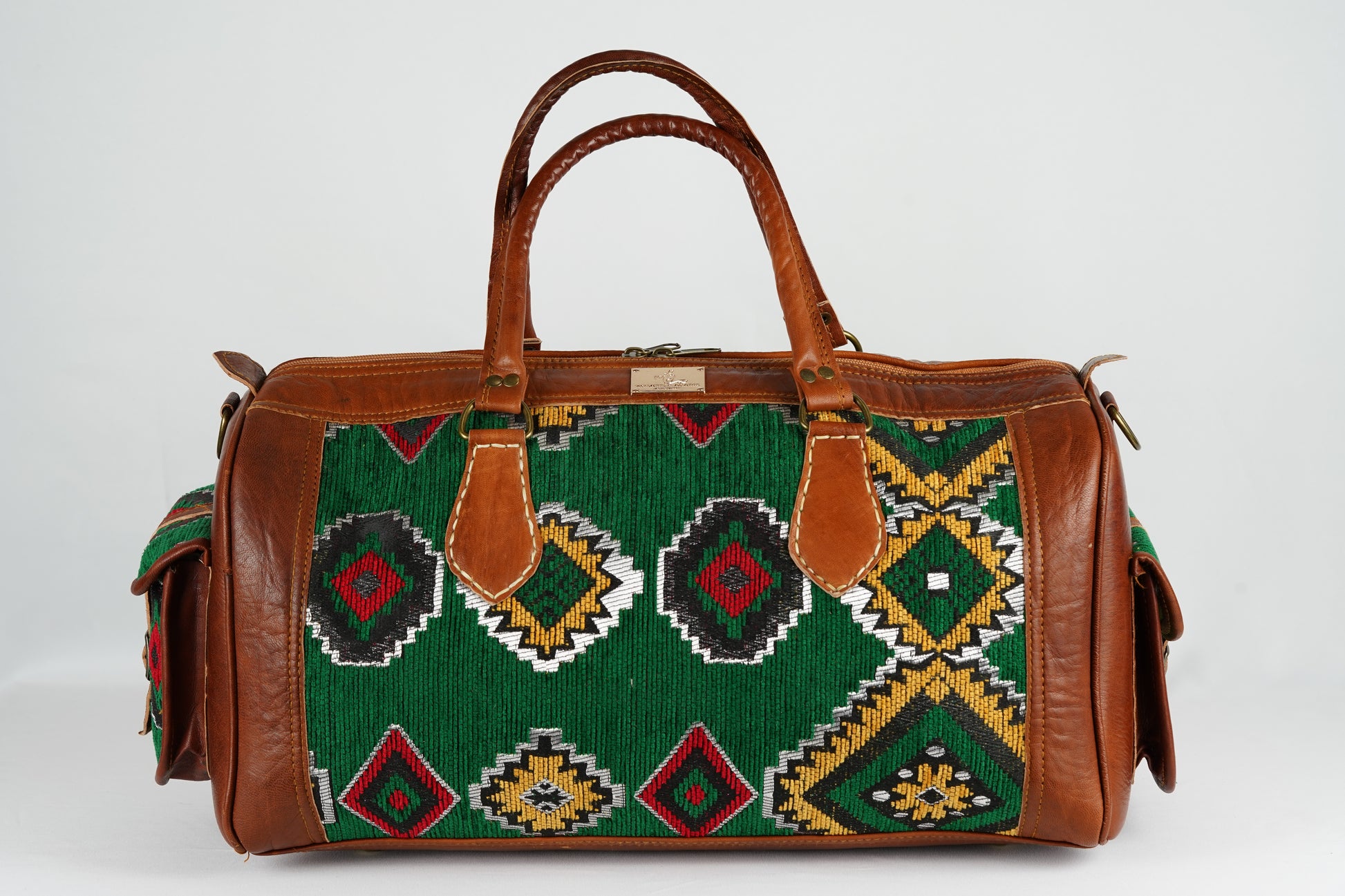 Handgefertigte Reisetasche aus Leder mit traditionellem marokkanischen Teppichmuster - morabel
