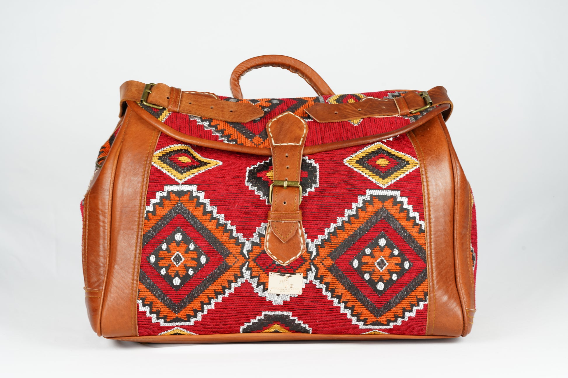 Handgefertigte Reisetasche aus Leder mit traditionellem marokkanischen Teppichmuster - morabel