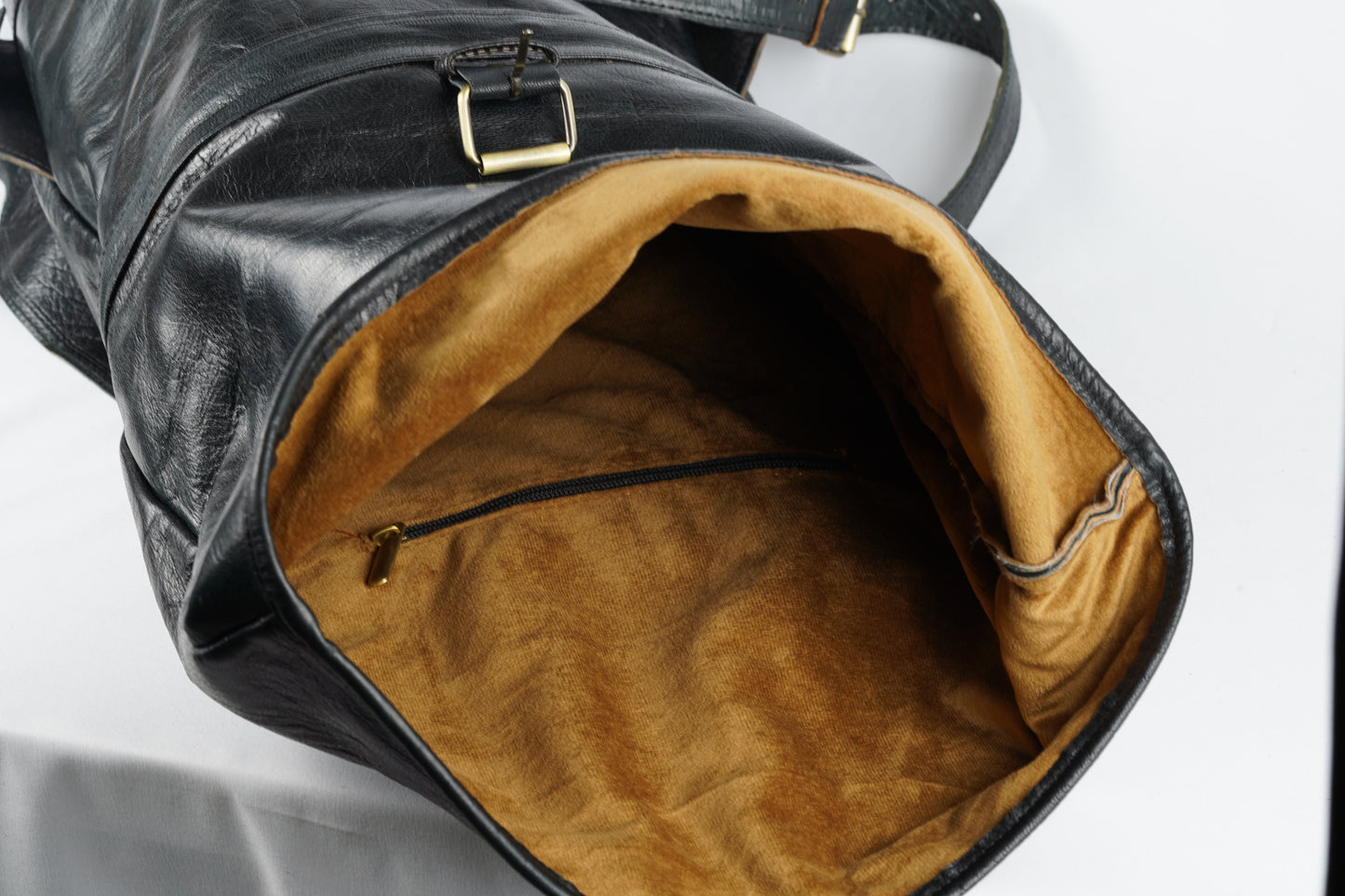 Handgefertigter Rolltop-Leder-Rucksack - morabel