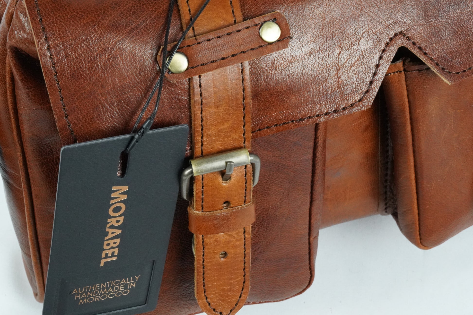 Handgemachte braune Ledertasche – Vintage Umhängetasche aus Echtleder, handgefertigt in Marokko, ideal für Alltag und Reisen - morabel