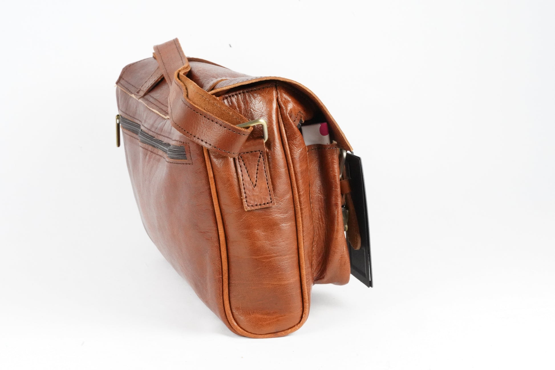 Handgemachte braune Ledertasche – Vintage Umhängetasche aus Echtleder, handgefertigt in Marokko, ideal für Alltag und Reisen - morabel