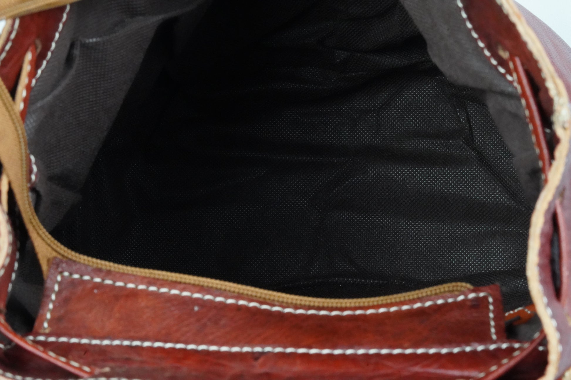 Handgefertigter Leder-Rucksack  – Vintage Look, Echtleder, Made in Morocco . - morabel